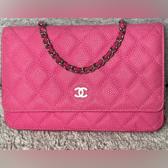 Chanel Iridescent Caviar Quilted Wallet on Chain WOC Pink - Picture 2 of 8